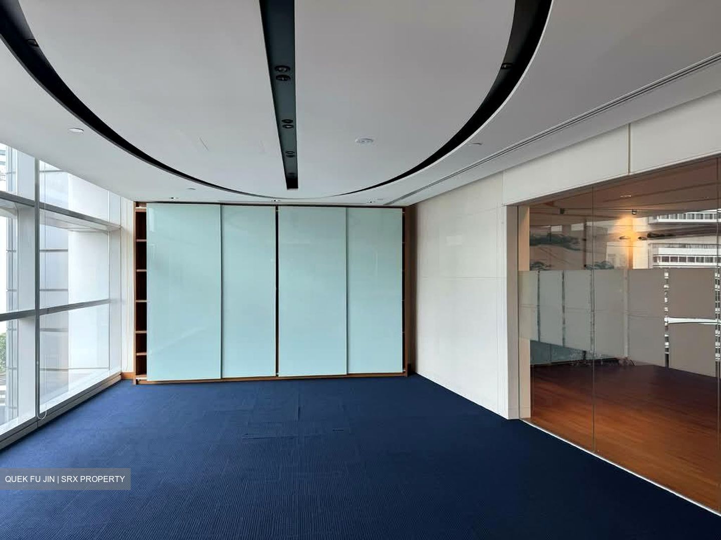 Samsung Hub (D1), Office #553686791